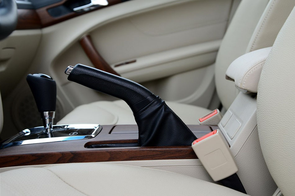 2015款 增程式 尊享版 内饰