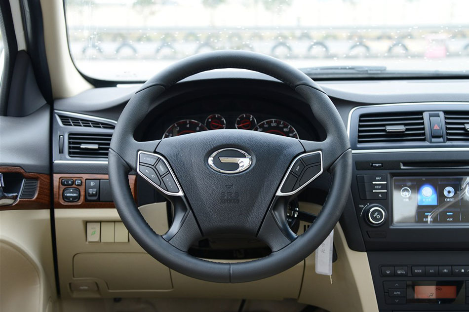 2015款 增程式 尊享版 内饰