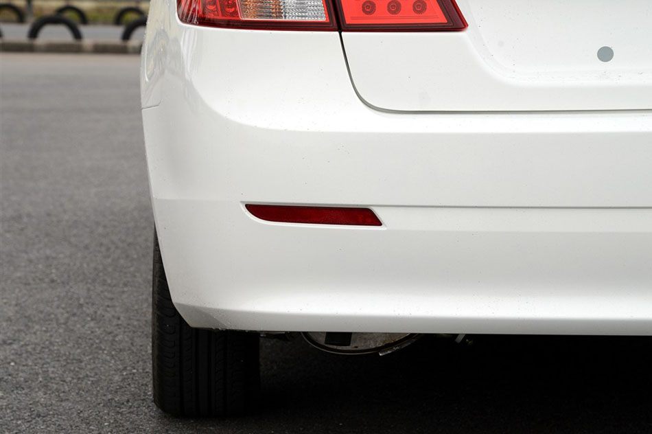 2015款 增程式 尊享版 细节