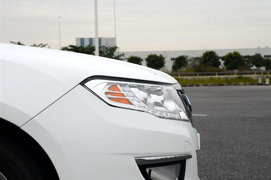 2015款 增程式 尊享版 细节