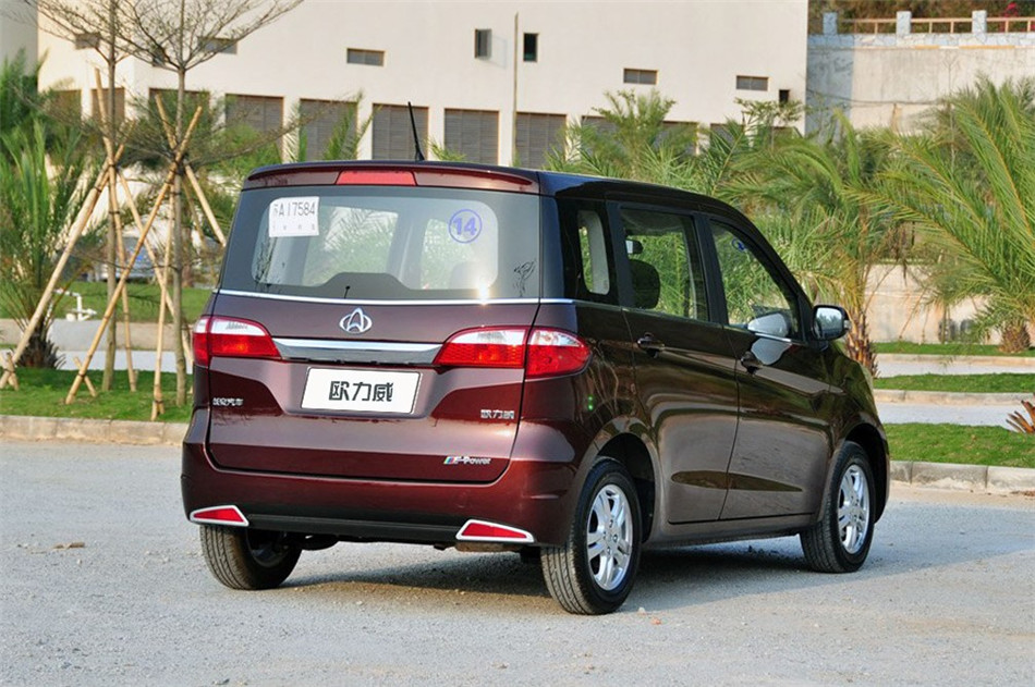 2013款 1.2L MT 精英型 外观