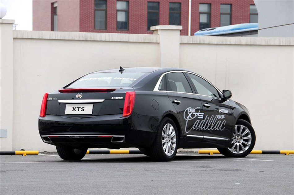 2013款凯迪拉克XTS 28T豪华型