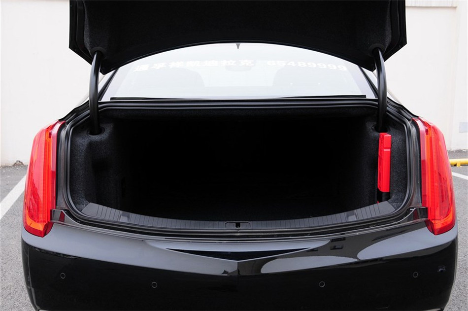 2013款凯迪拉克XTS 28T豪华型