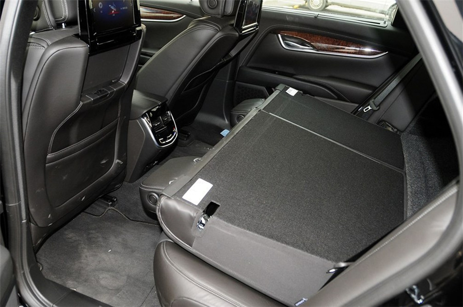 2013款凯迪拉克XTS 28T豪华型