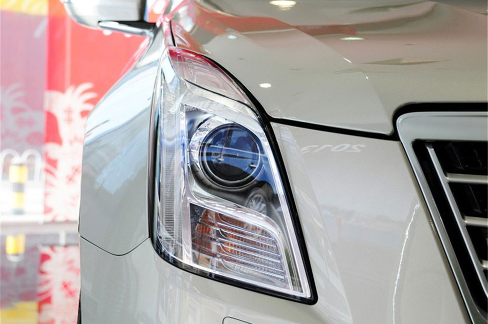 2013款凯迪拉克XTS 28T领先型