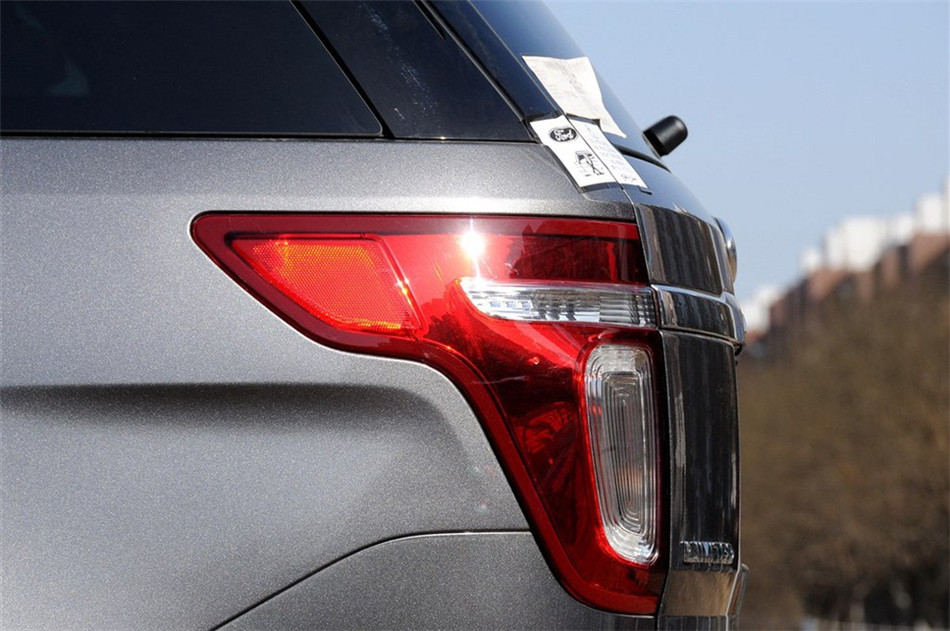 探险者 2013款 3.5L AT 尊享型 其它