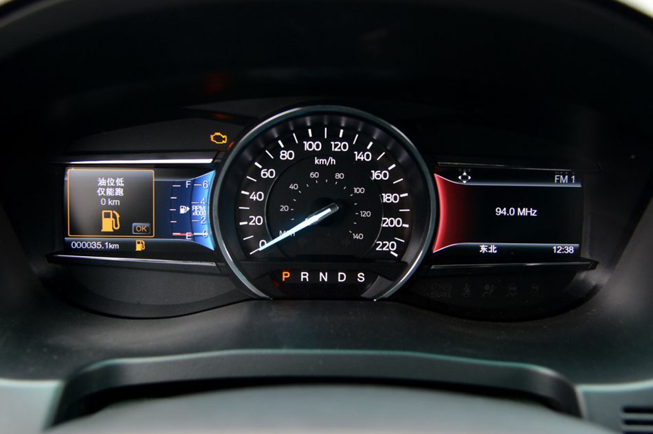 2016款 2.3T 精英版 内饰