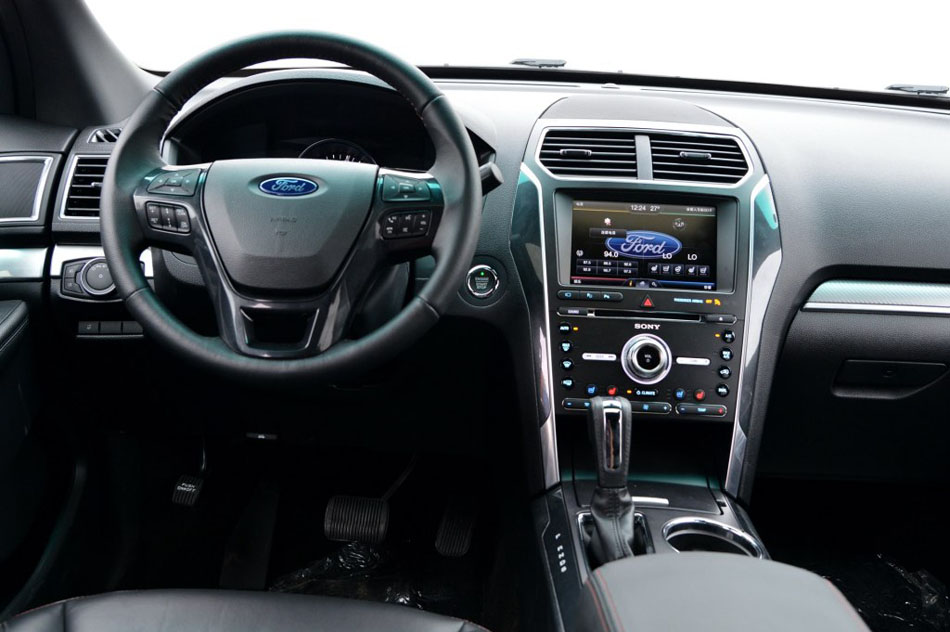 2016款 2.3T 精英版 内饰