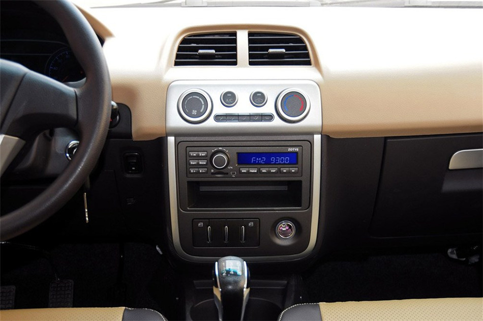 2013款 1.3L MT都市型