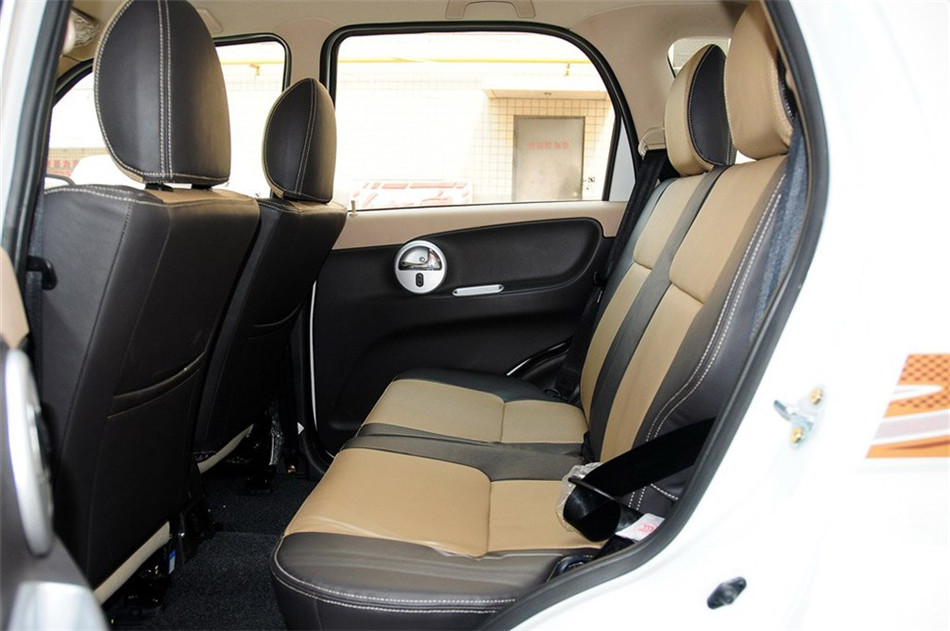 2013款 1.3L MT都市型