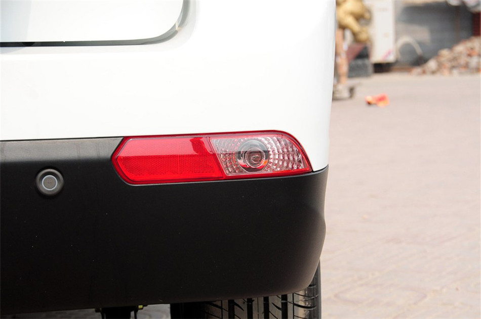 2013款 1.3L MT都市型