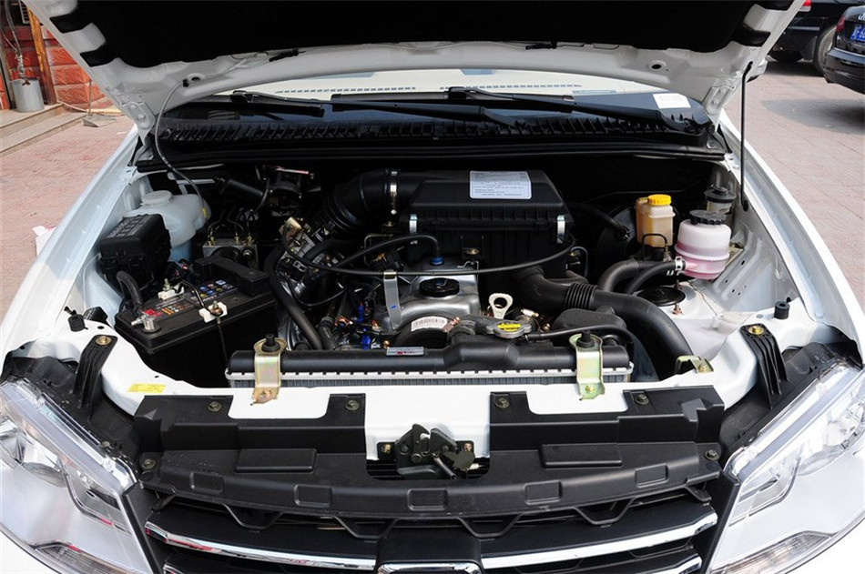 2013款 1.3L MT都市型