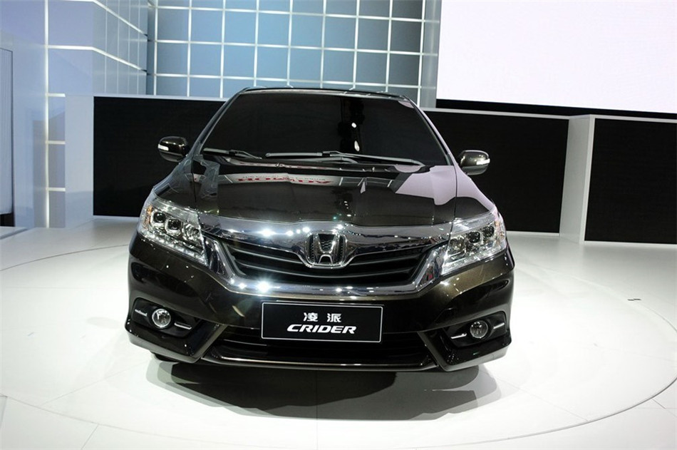 2013款 1.8L旗舰版