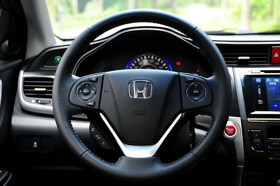 2013款凌派1.8L 旗舰版