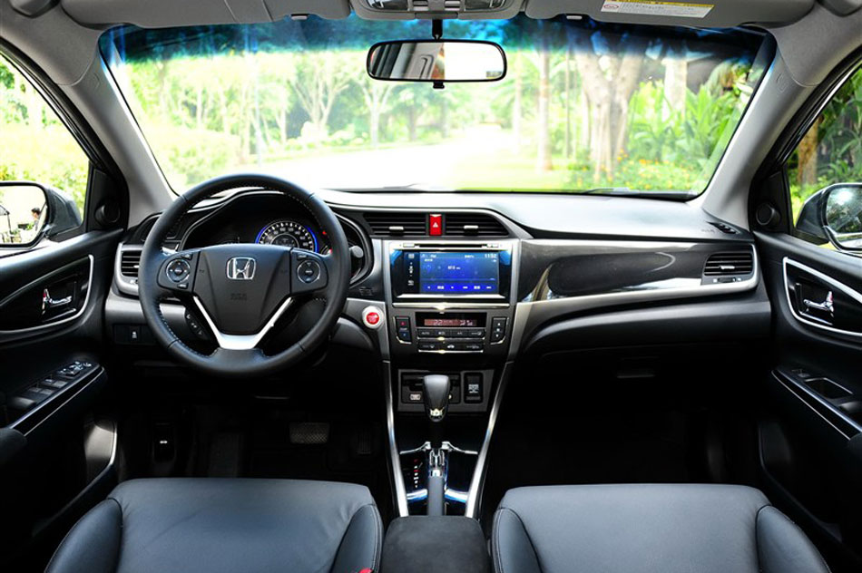 2013款凌派1.8L 旗舰版