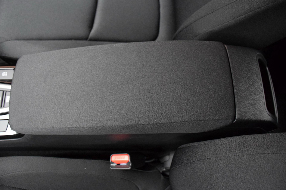 2019款 180Turbo CVT舒适版 座椅空间