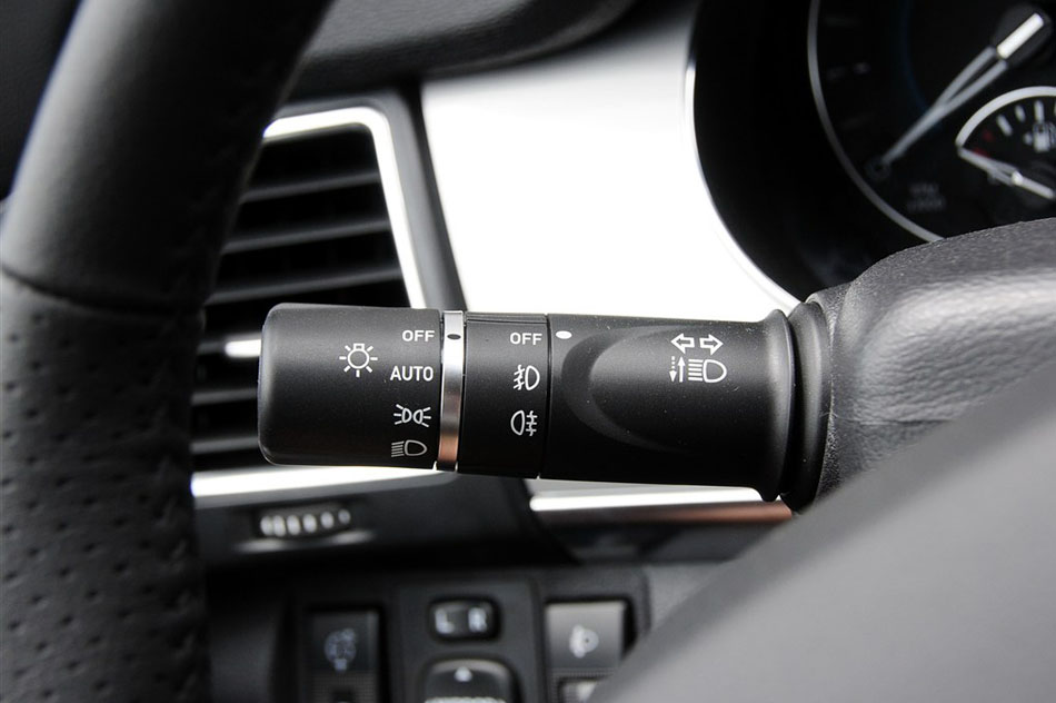 2014款 1.5T 手动两驱精英版 内饰