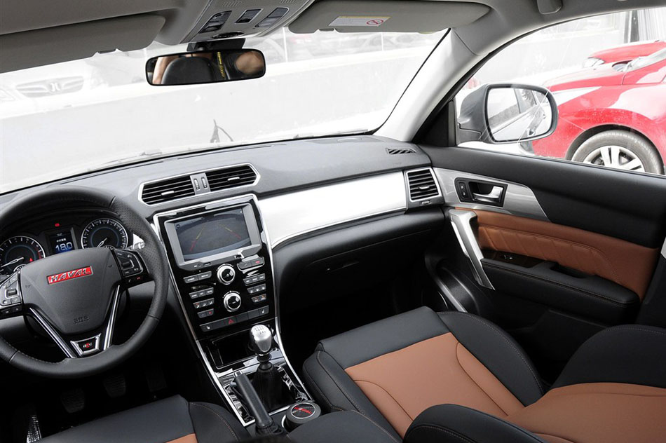 2014款 1.5T 手动两驱精英版 内饰