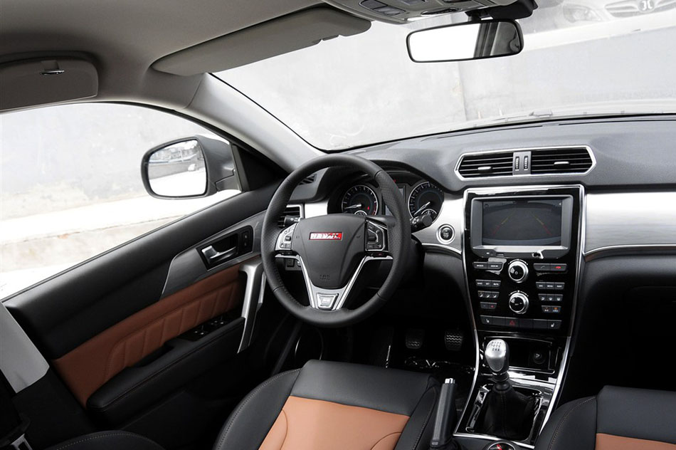 2014款 1.5T 手动两驱精英版 内饰