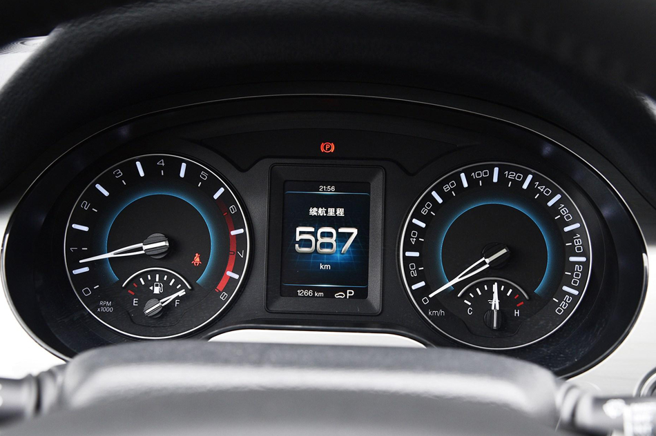 创享版 红标 1.5T 双离合两驱智尚型 内饰