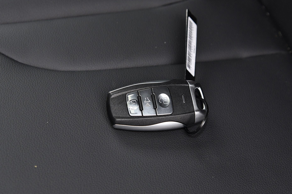 创享版 红标 1.5T 双离合两驱智尚型 细节