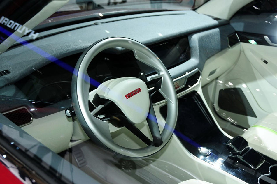 2013款 哈弗H7 基本型 内饰