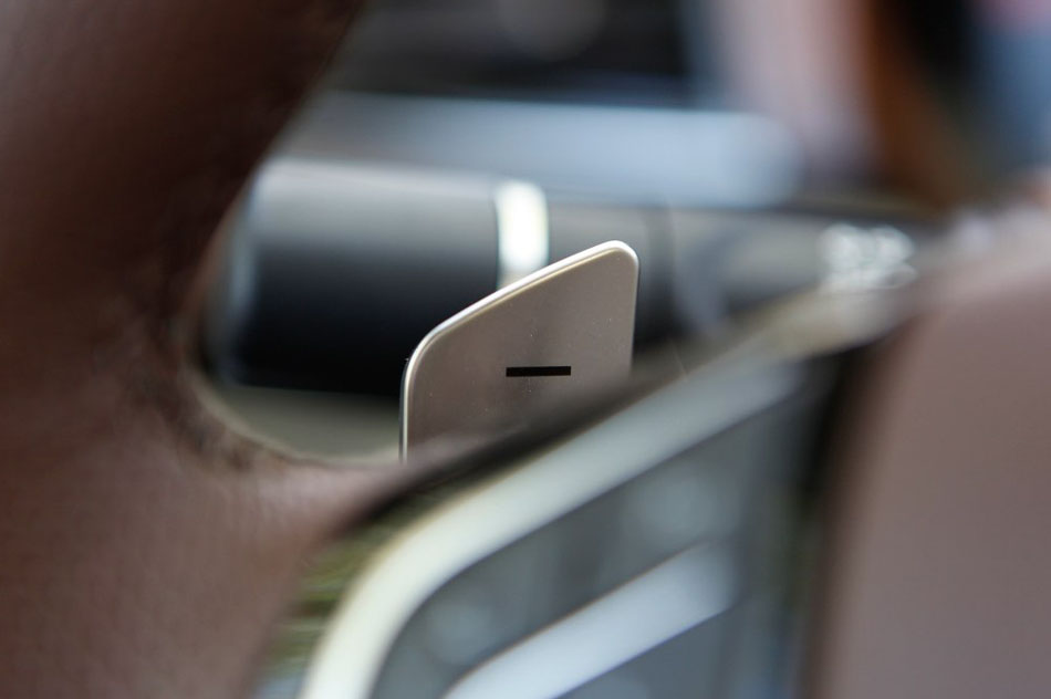 2016款 2.0T 自动两驱豪华型 内饰