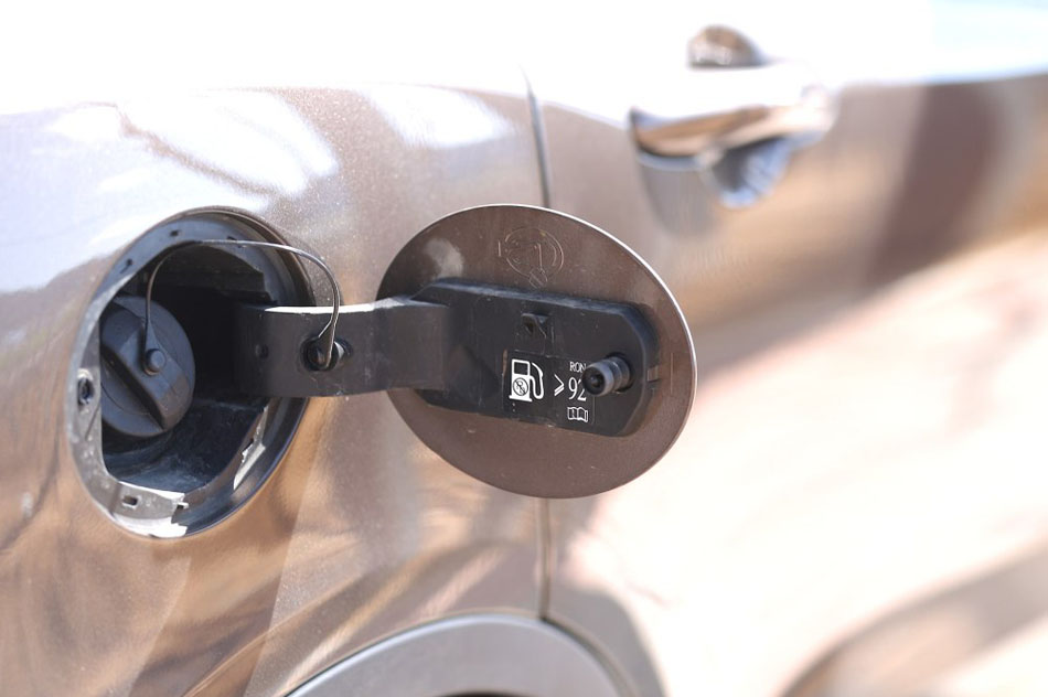 2016款 2.0T 自动两驱豪华型 细节