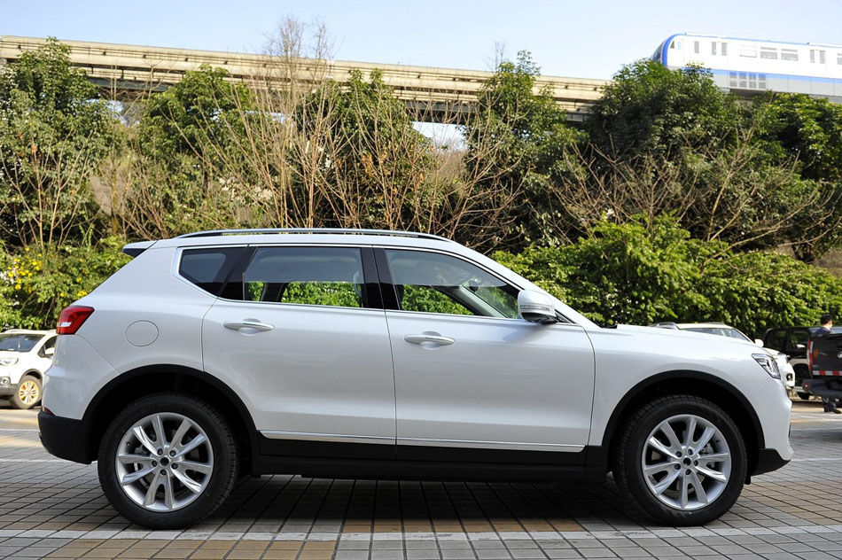 2018款 蓝标H7 2.0T 自动悦享型 外观