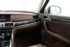 2016款 2.0T 自动两驱豪华型 内饰
