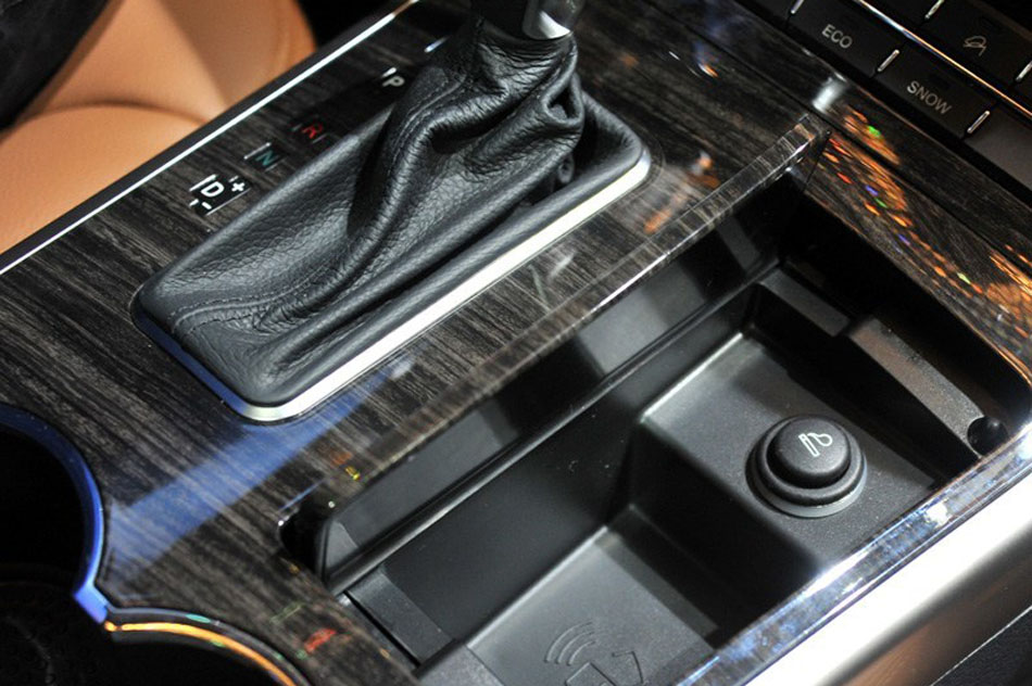 2013款 哈弗H8 基本型 内饰