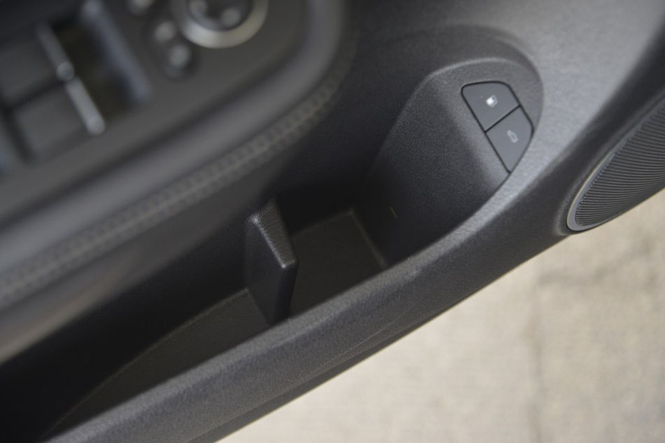 2017款 2.0T 汽油四驱尊享型 座椅空间