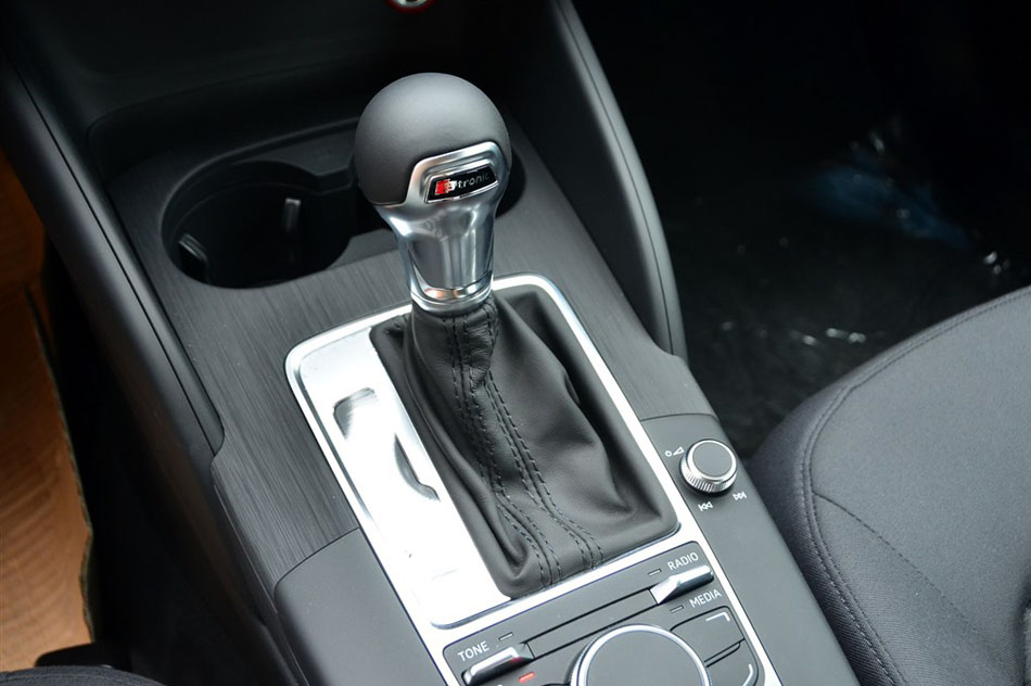 2014款 Sportback 35 TFSI 进取型 内饰