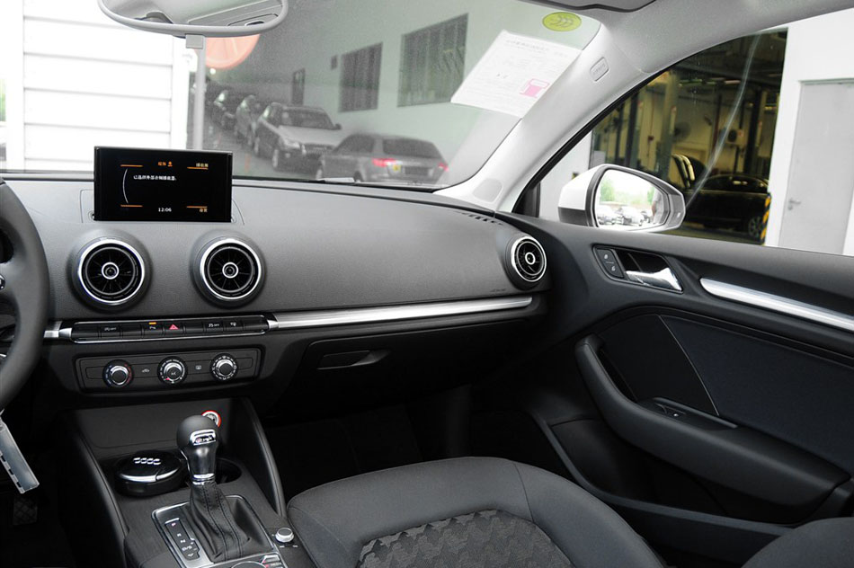 2014款 Limousine 35 TFSI 时尚型 内饰