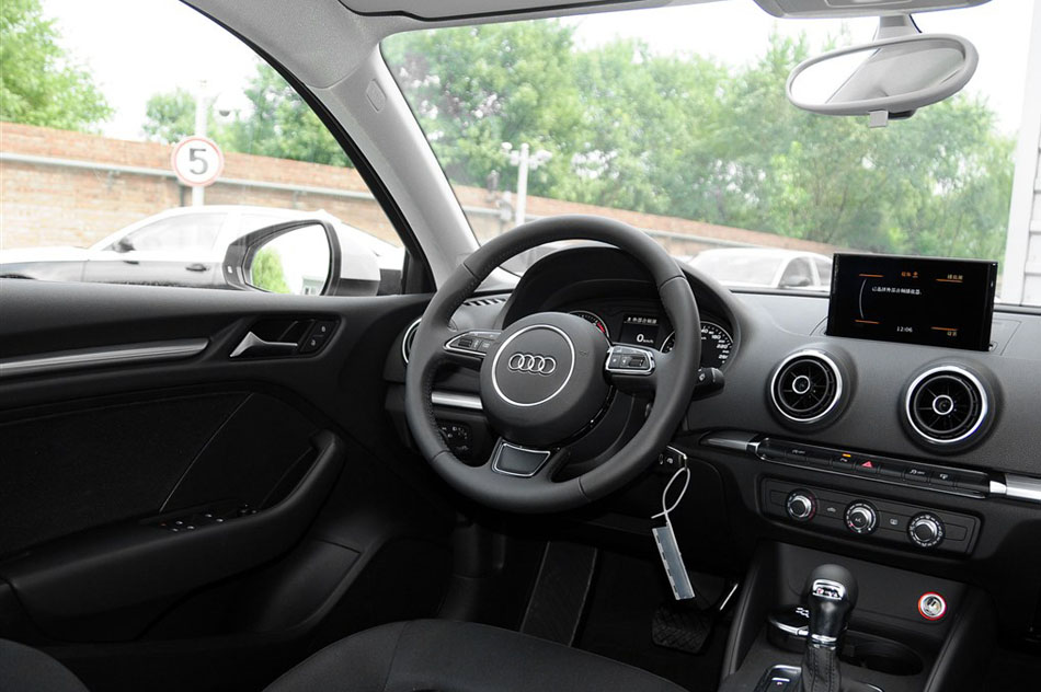 2014款 Limousine 35 TFSI 时尚型 内饰