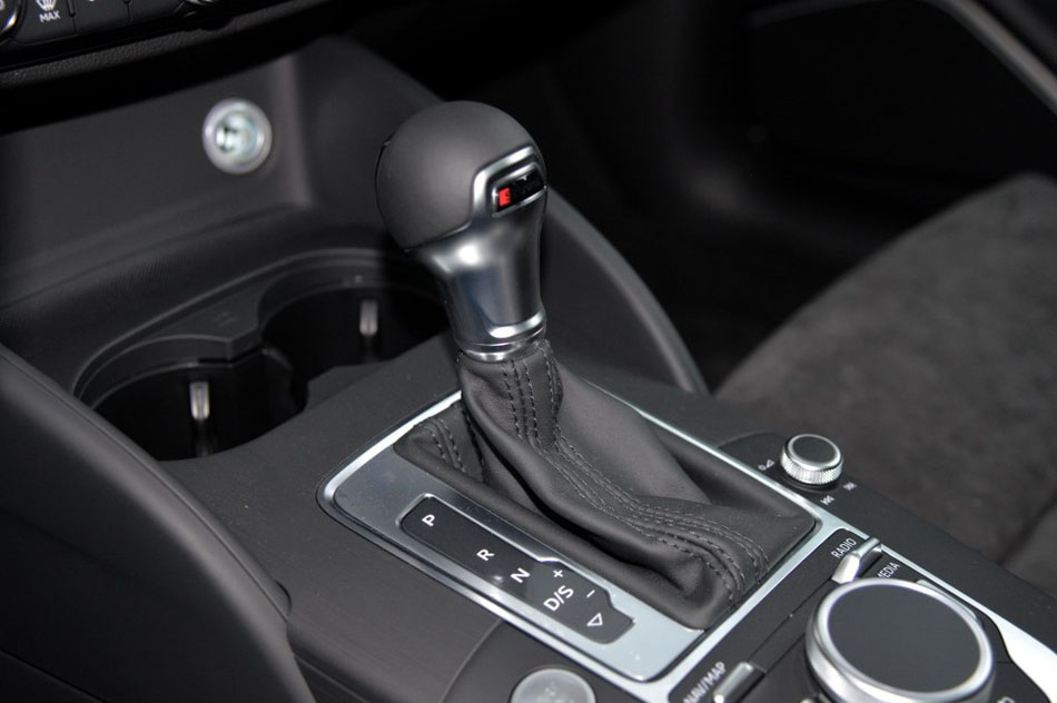 2017款 Sportback 40 TFSI 运动型 内饰