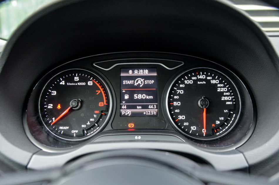 2017款 Sportback 40 TFSI 运动型 内饰