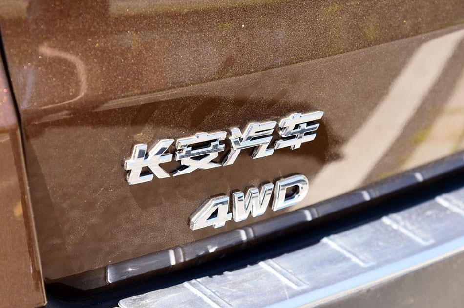 2017款 2.0T 四驱智尊版 细节