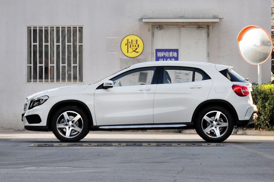2015 GLA 260 4MATIC 