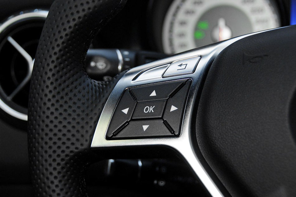 2015款 GLA 260 4MATIC 内饰