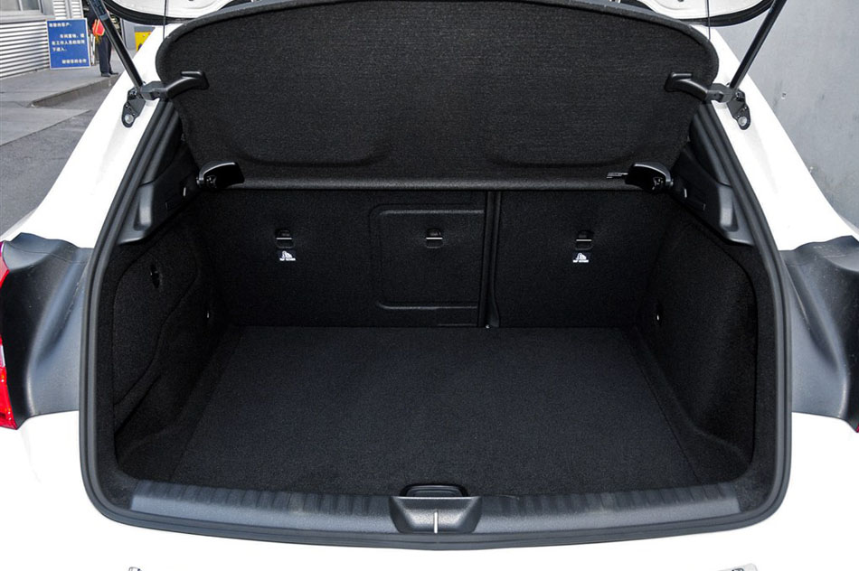 2015 GLA 260 4MATIC οռ