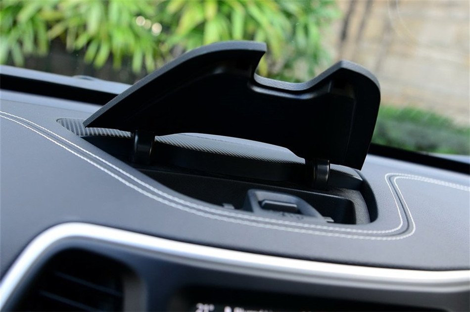 自由光 2014款 2.4L AT 精锐版 内饰