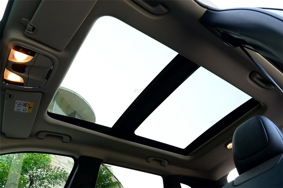 自由光 2014款 2.4L AT 精锐版 座椅空间