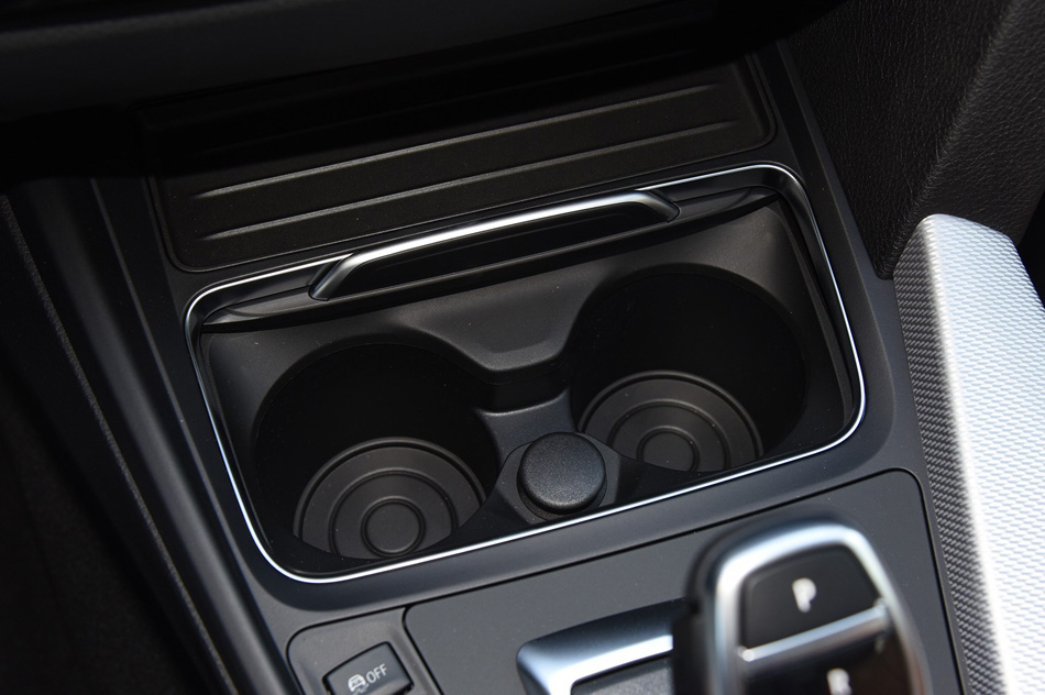 2019款 320i M运动型 内饰