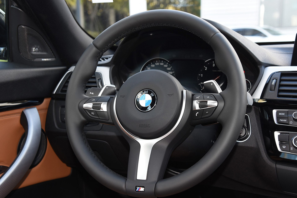 2019款 320i M运动型 内饰