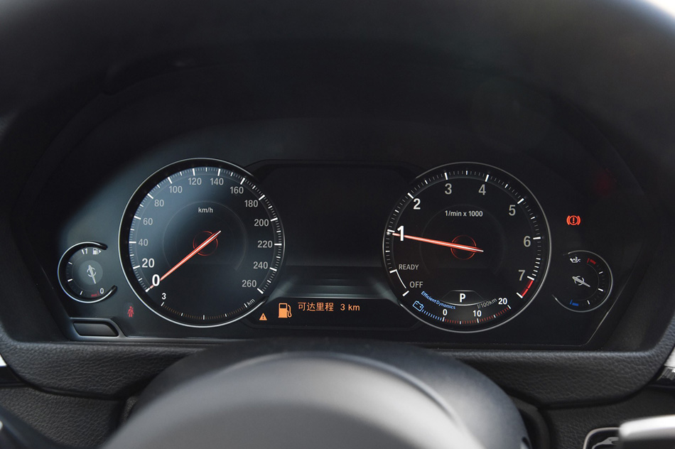 2019款 320i M运动型 内饰