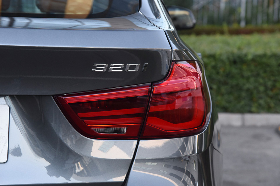 2019款 320i M运动型 细节