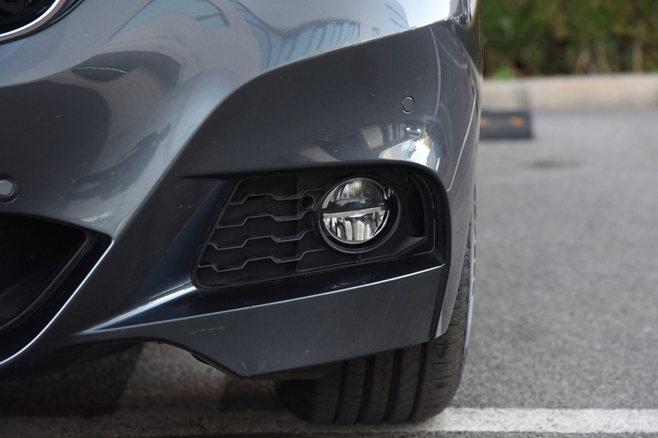 2019款 320i M运动型 细节