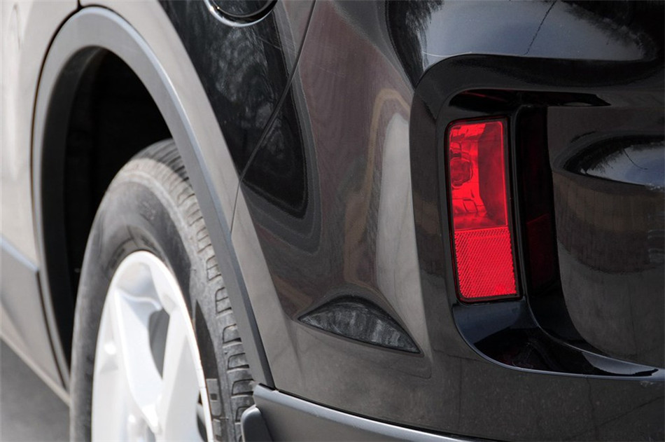 2013款 2.3L AT 旗舰版 其他