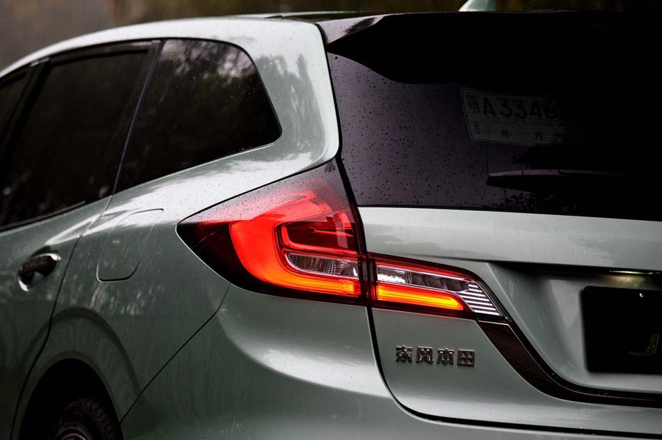 2017款 210TURBO CVT豪华版 5座 细节